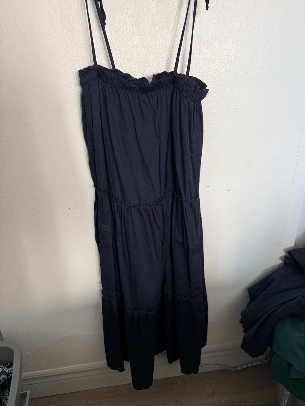 Women’s Black Tie-Strap Sundress